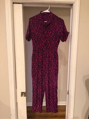 Medium Women’s Vintage Magenta and Black Floral Jumpsuit